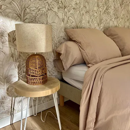 Апартаменты Paisible Dans Un Quartier Calme *