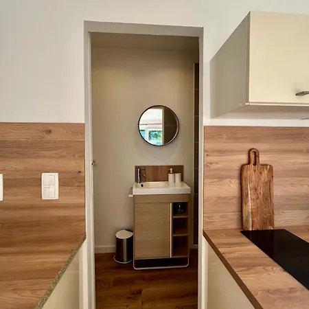 Paisible Dans Un Quartier Calme *