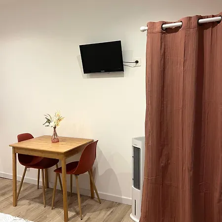 Апартаменты Paisible Dans Un Quartier Calme Маргерит