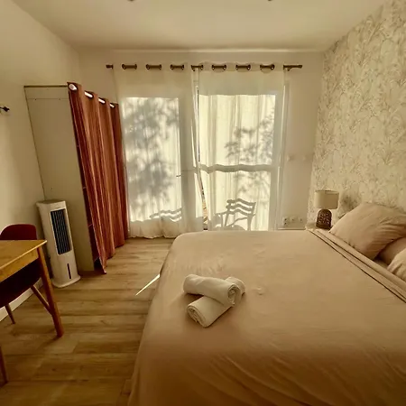 Апартаменты Paisible Dans Un Quartier Calme *