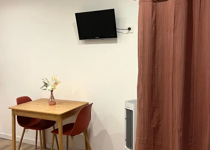 アパート Paisible Dans Un Quartier Calme マルグリット